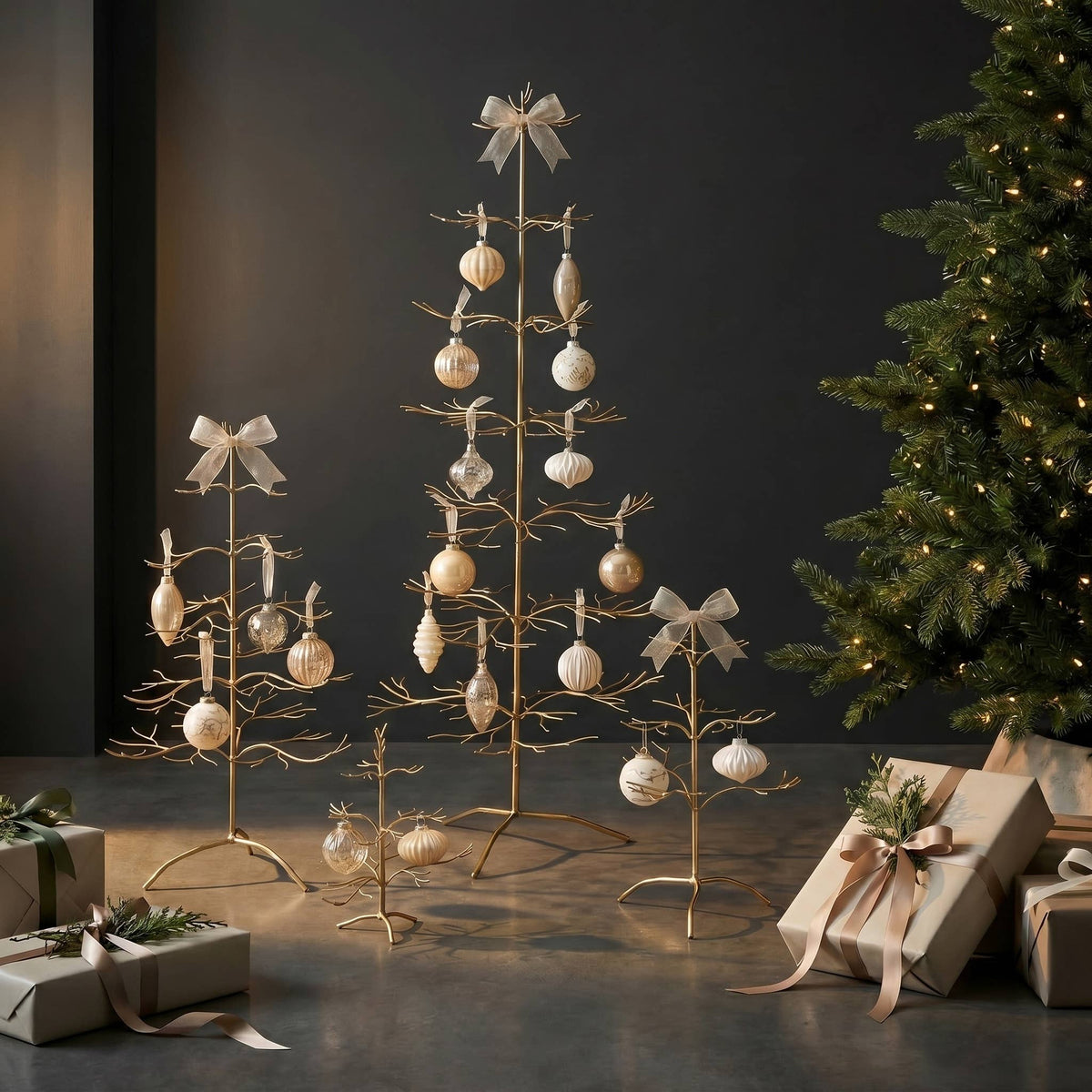 Ornament Trees: Gold / 36"