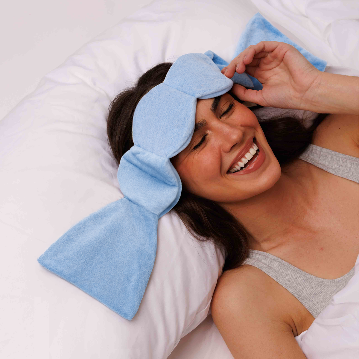 nodpod weighted sleep mask in Blue Jean with reversible cooling cotton and soft microfleece fabric